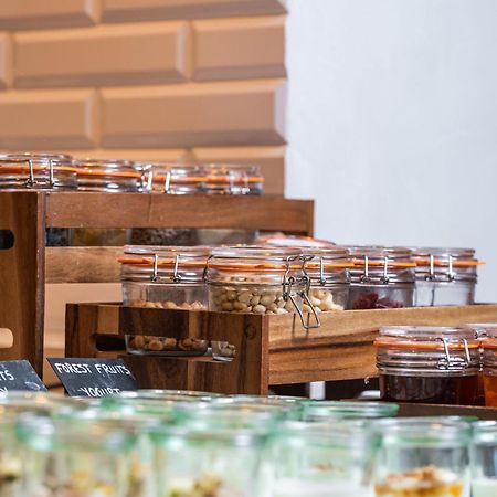 Tirana Marriott Hotel מראה חיצוני תמונה