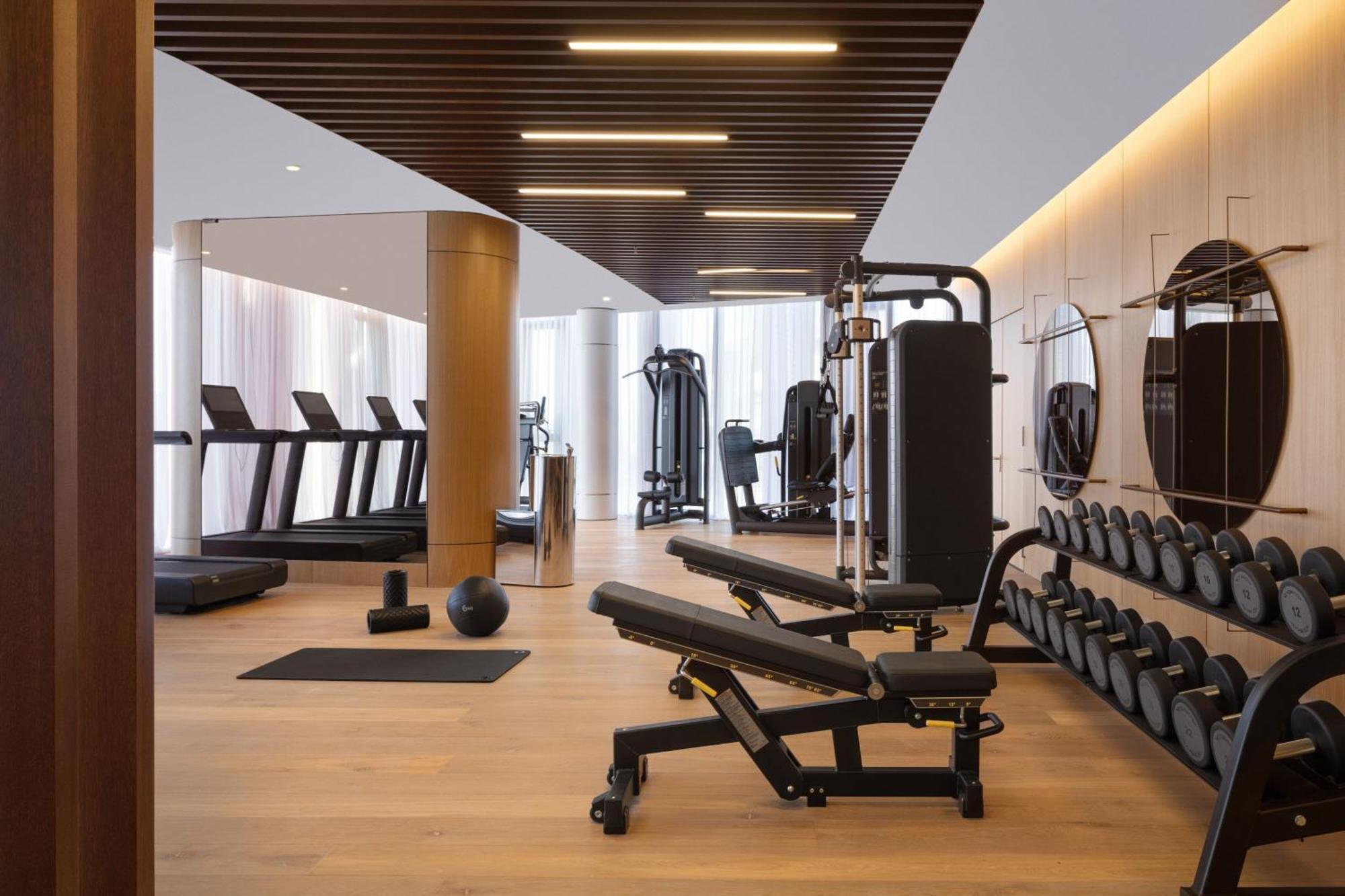 Tirana Marriott Hotel מראה חיצוני תמונה