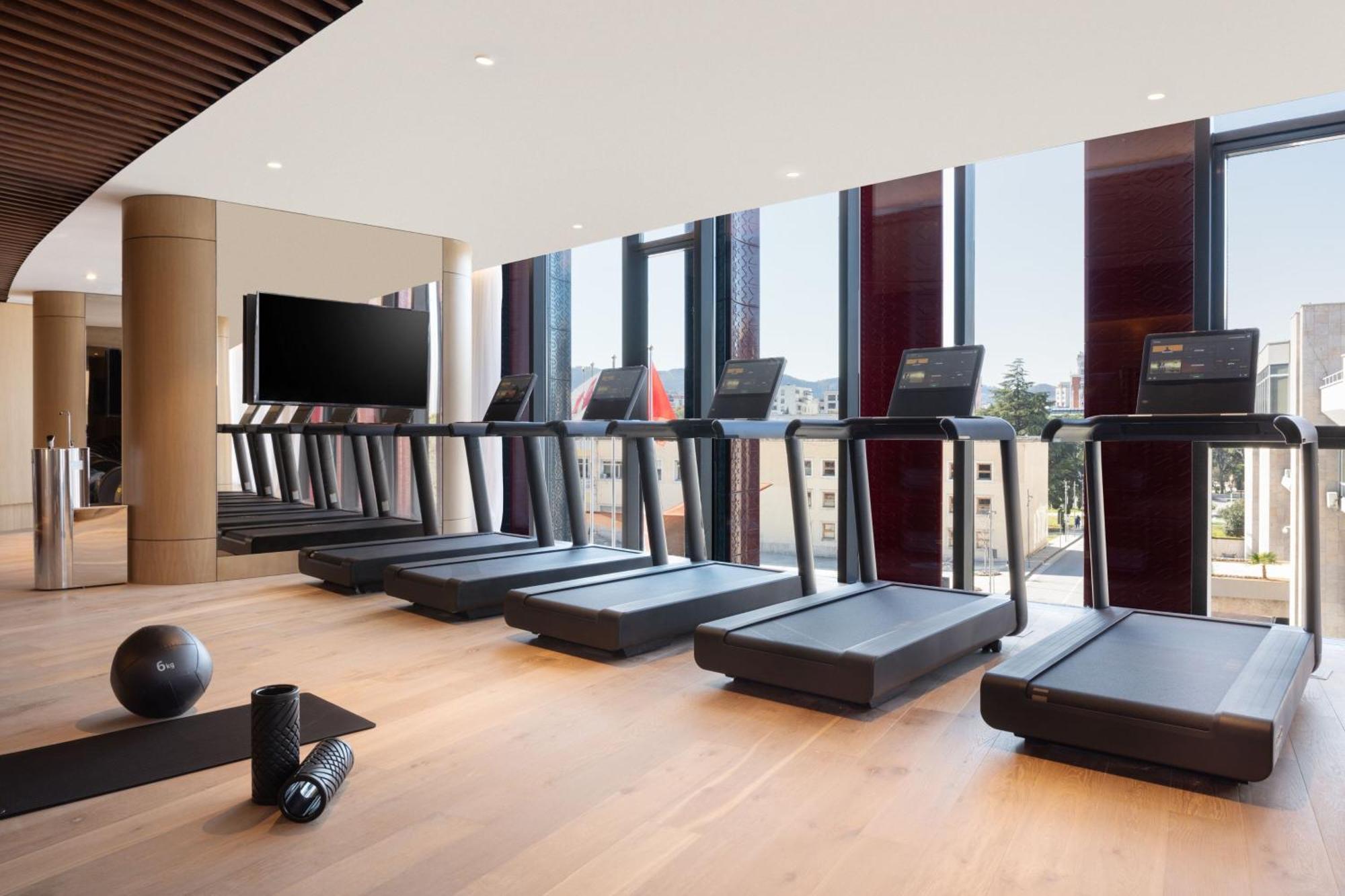 Tirana Marriott Hotel מראה חיצוני תמונה