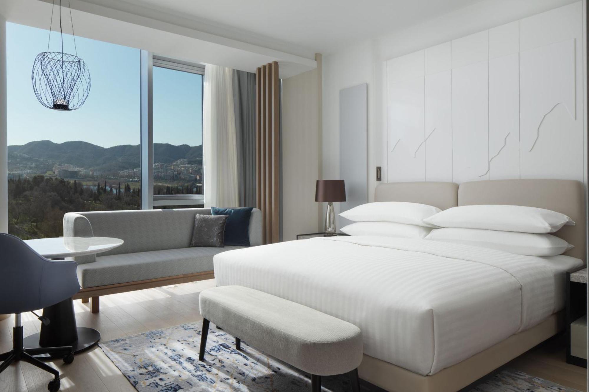 Tirana Marriott Hotel מראה חיצוני תמונה